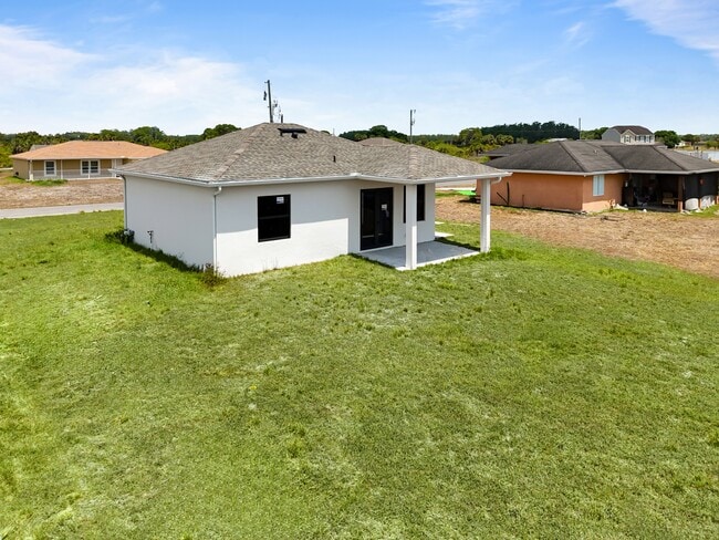 Building Photo - 8014 Mangrove Cir