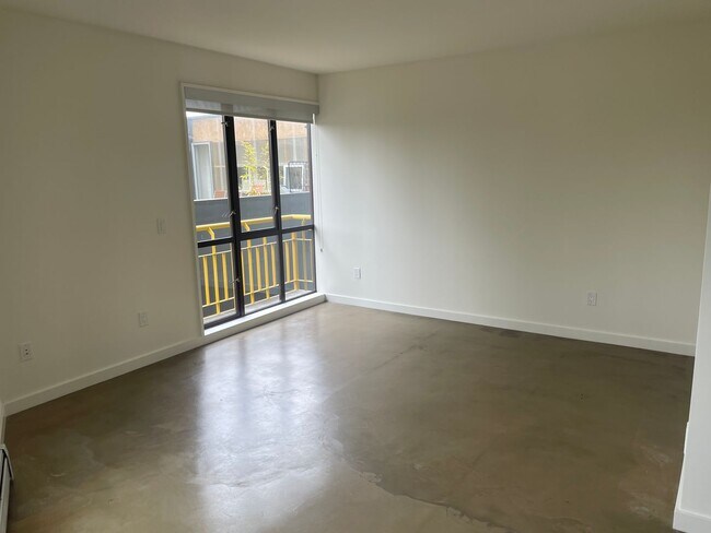 Building Photo - Large one bedroom apartment near Ashby BART