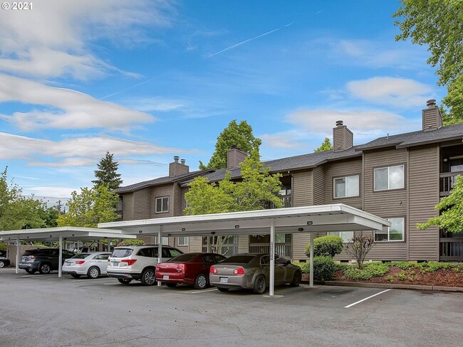 Building Photo - Sunny 2bdrm/2bath Condo in South Beaverton...