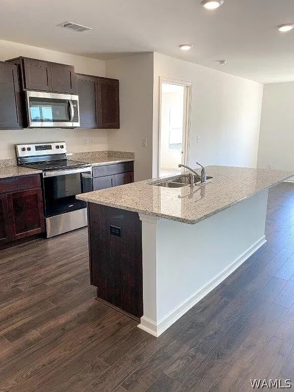 Building Photo - 7336 Trestle Pl