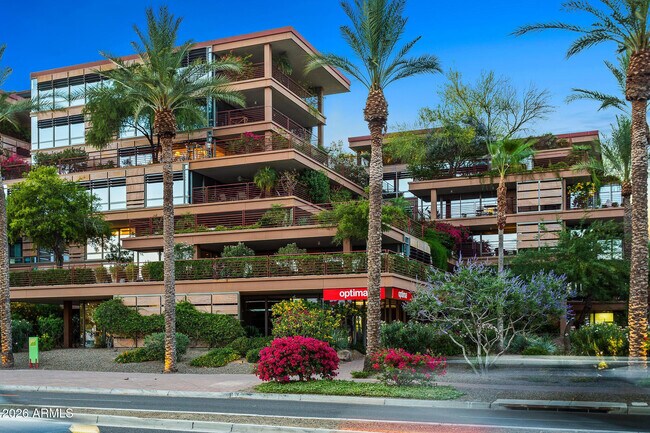 Building Photo - 7157 E Rancho Vista Dr