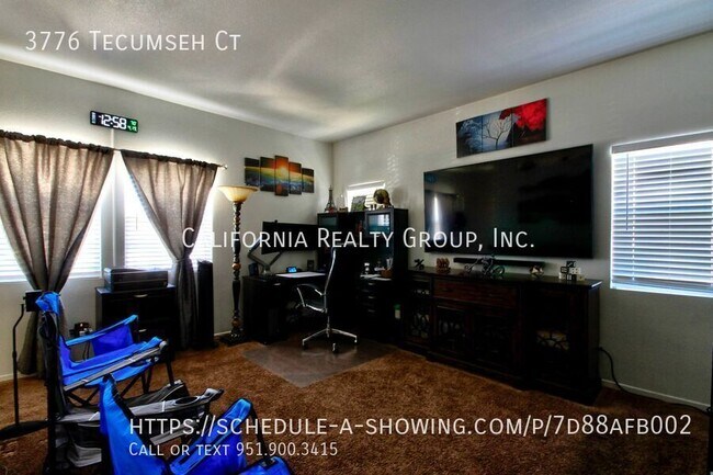 Building Photo - 3776 Tecumseh Ct
