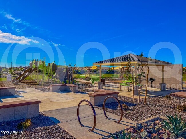 Building Photo - 16396 W Questa Dr