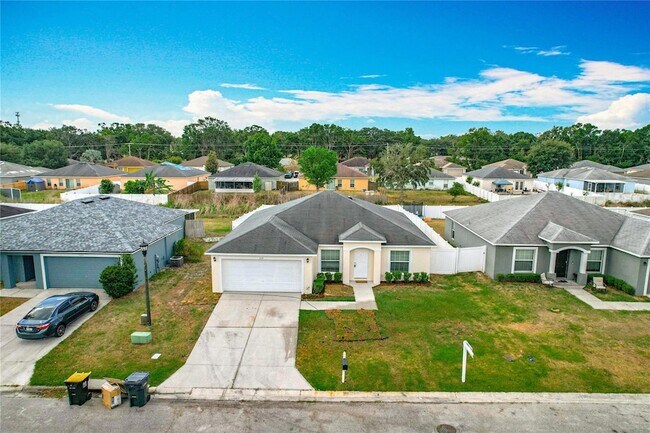 Building Photo - 1639 Saddlehorn Dr