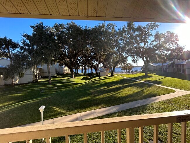 Building Photo - 222 Hiawatha Ct