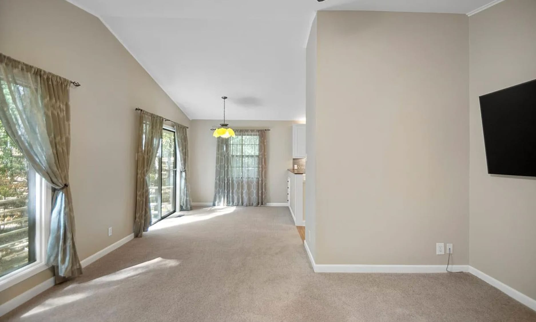Building Photo - 10 Cieza Ln