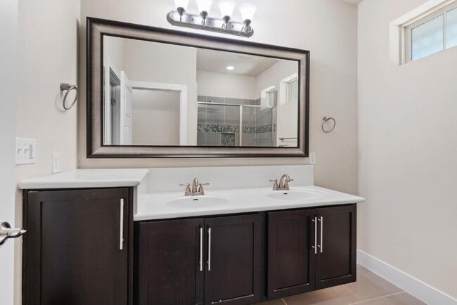 Building Photo - 11229 Avery Station Loop