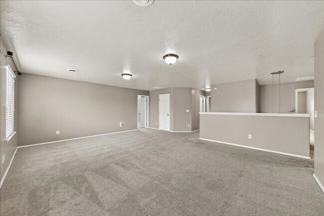 Building Photo - Beautiful NW Meridian Home with Privacy and Community Amenities