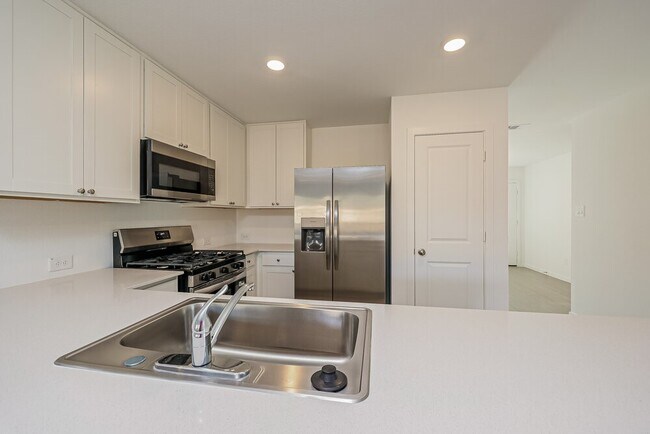 Building Photo - 2613 Shady Cedar Ct