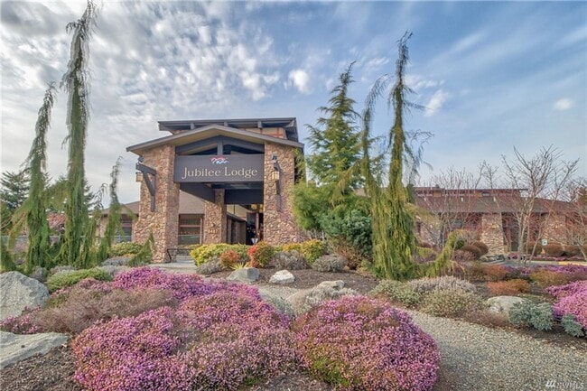 Building Photo - 8333 Camano Loop NE
