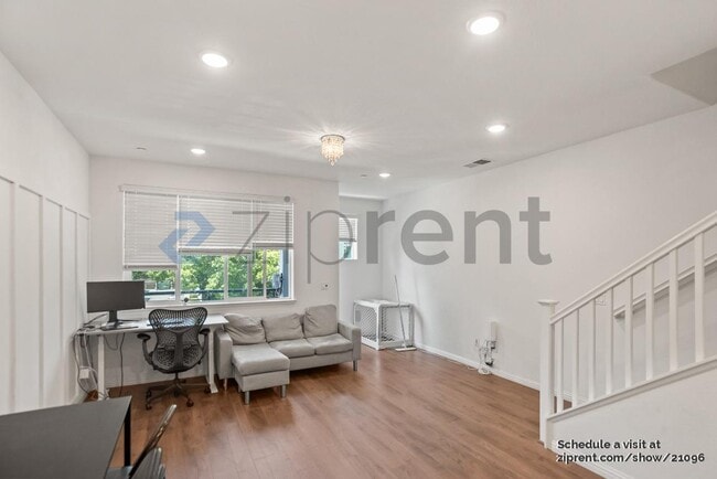 Building Photo - 2588 Gimelli Way
