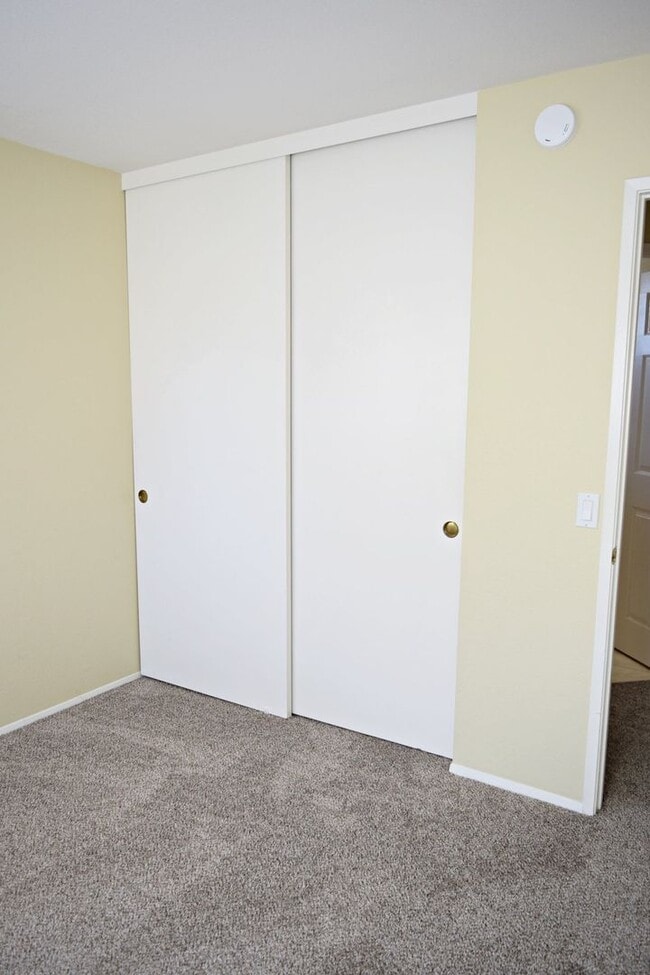 Building Photo - 4BR 3BA Home in Rancho Penasquitos - Open Floor Plan, A/C, Backyard, 2 Car Garage, Poway Valley S...