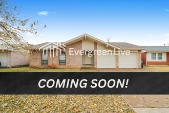 Building Photo - 1413 Sunrise Dr