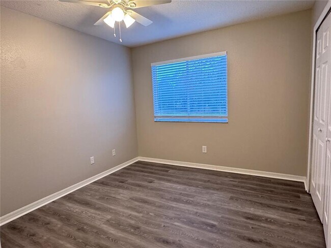 Building Photo - 14938 Deer Meadow Dr