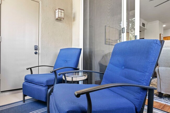 Building Photo - Remodeled one bed one bath Kierland Condo