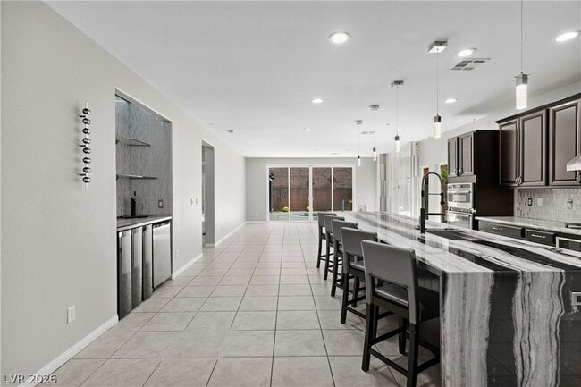 Building Photo - 10 Vicolo Sebino