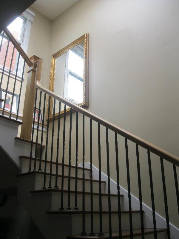 Building Photo - 252 Newbury St