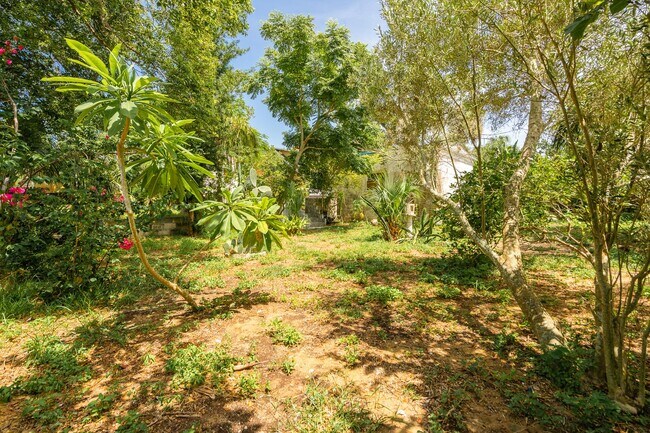 Building Photo - Charming 3 Bedroom, 2 Bathroom Two-Story H...