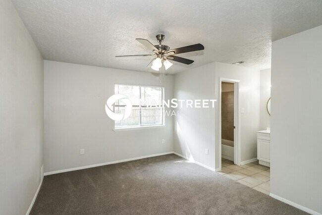 Building Photo - 3 Bedroom Pet-Friendly Home in Spring, TX with Main Street Renewal
