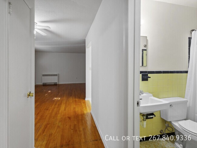 Building Photo - 4030 Livingston Rd SE