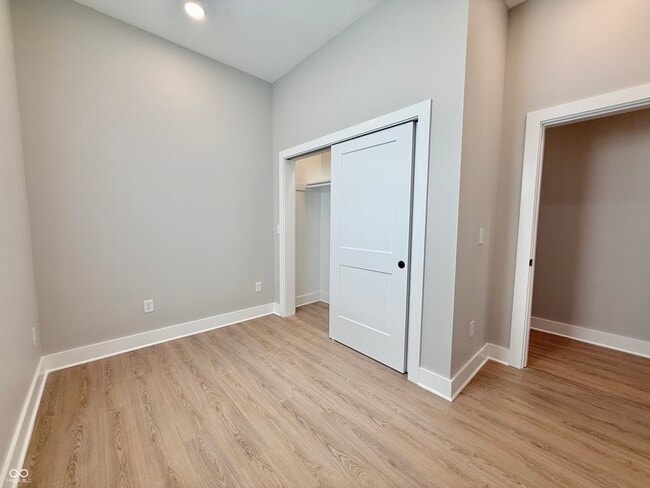 Building Photo - 2237 Carrollton Ave
