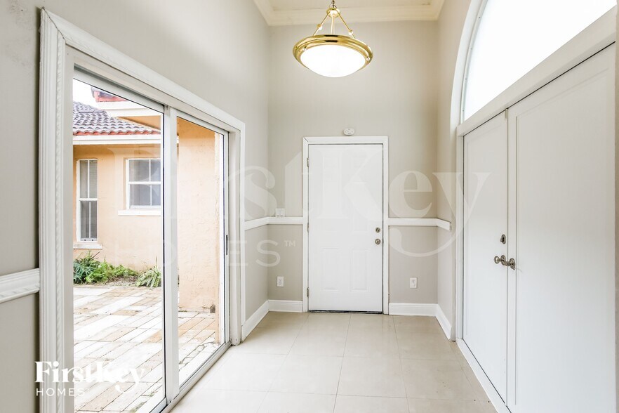 Building Photo - 17023 SW 149th Pl