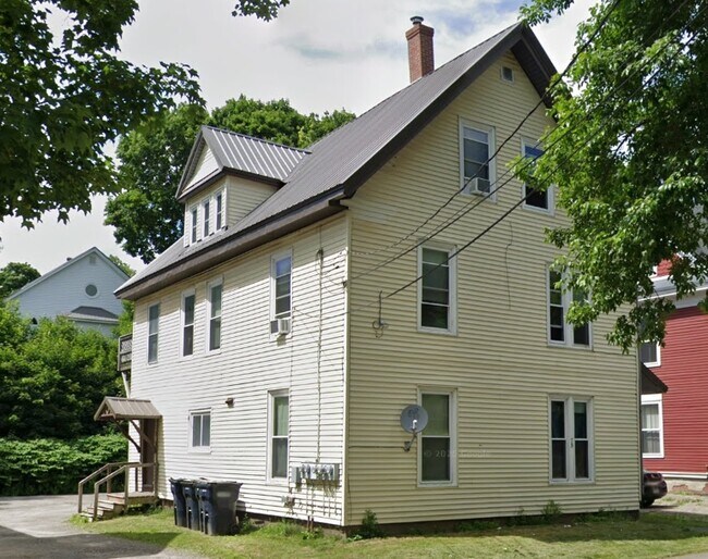 Building Photo - 79 2nd St