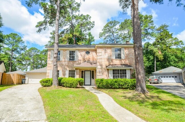 Building Photo - 12023 Sleepy Pines Dr