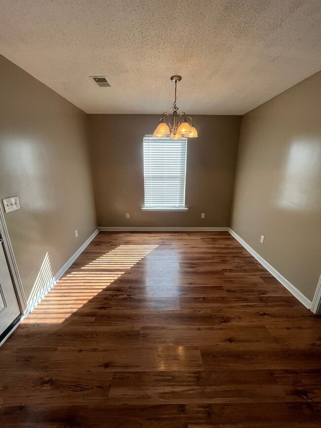 Building Photo - 3506 13th St