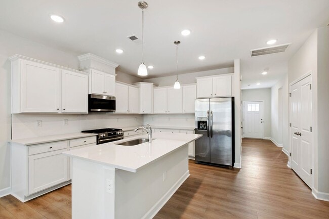 Building Photo - Charming 3BR Townhome in the Sought-After Springvale Community!