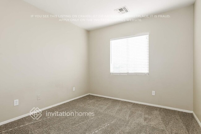 Building Photo - 328 E March St