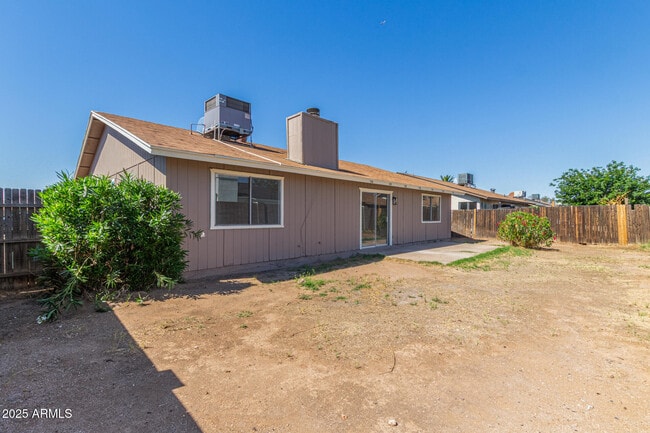 Building Photo - 7342 W Minnezona Ave