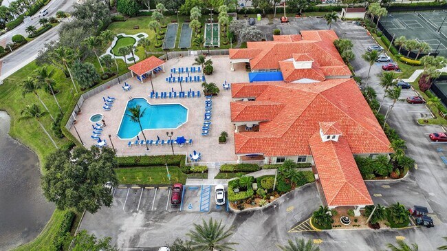 Building Photo - 6084 Petunia Rd