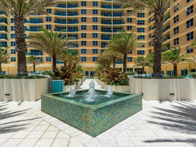 Building Photo - 2501 S Ocean Dr