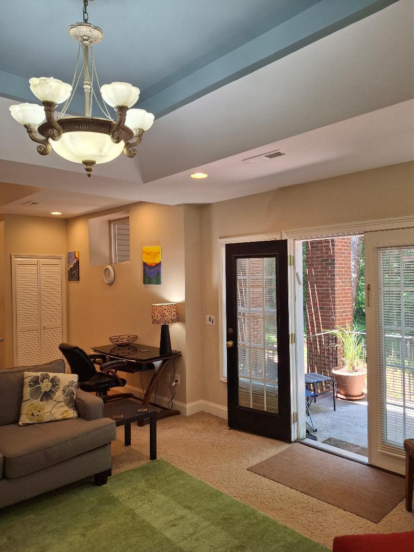 Building Photo - 203 Trinity Way