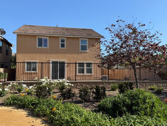 Building Photo - This beautiful home is on corner lot and with energy efficient features including solar.  New flo...