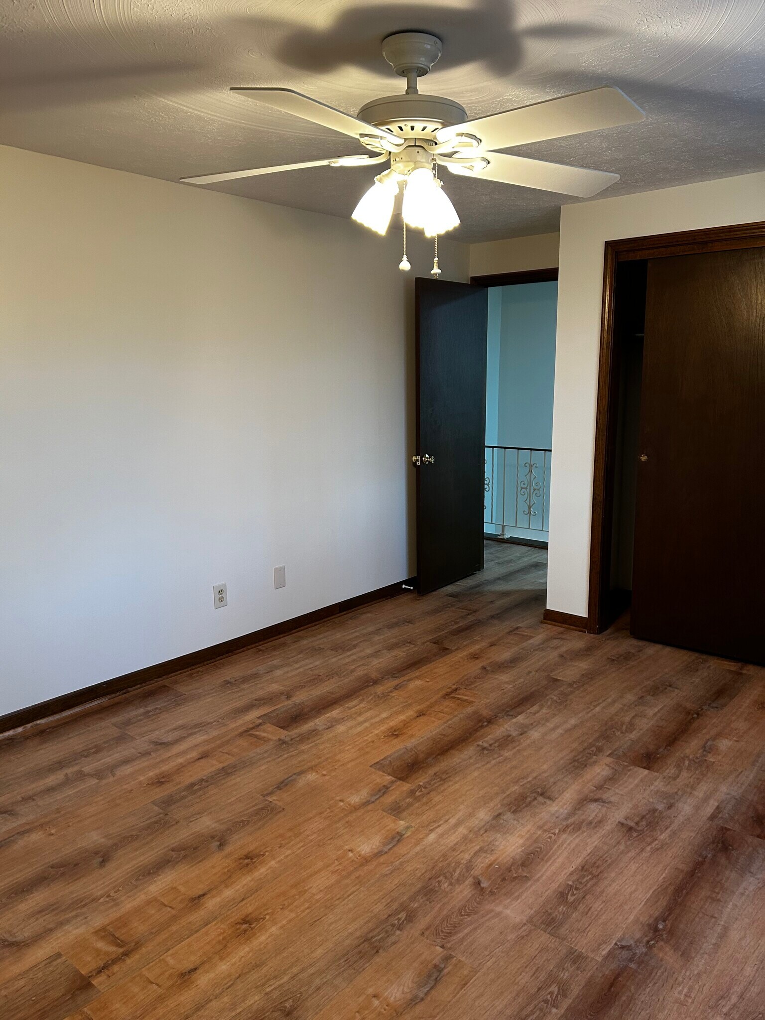 Building Photo - 7012 Joanne Cir N