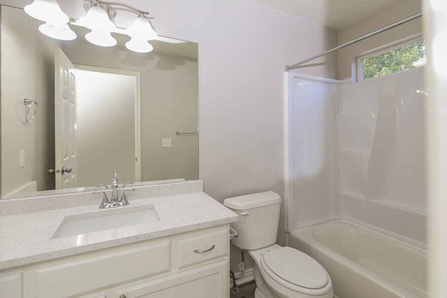 Building Photo - 4082 E Ofallons Way