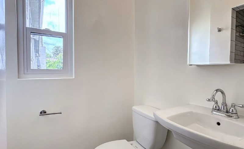 Building Photo - 1241 N Fairfax Ave