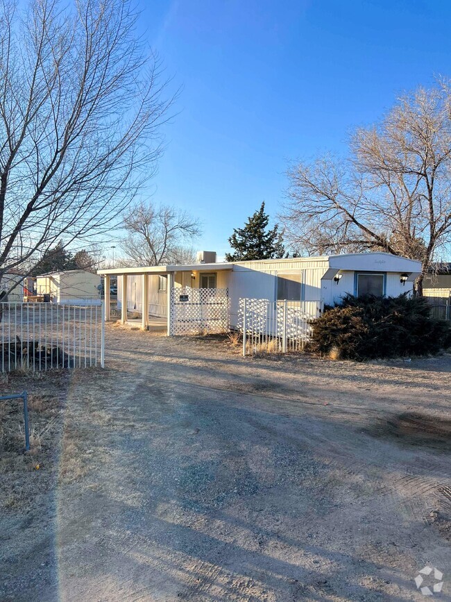 Building Photo - "Charming 4-Bed Oasis in Chino Valley with...