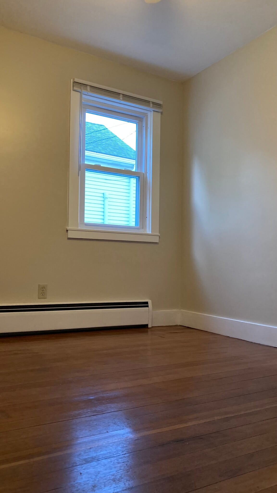 1st Bedroom - 18 Hancox St