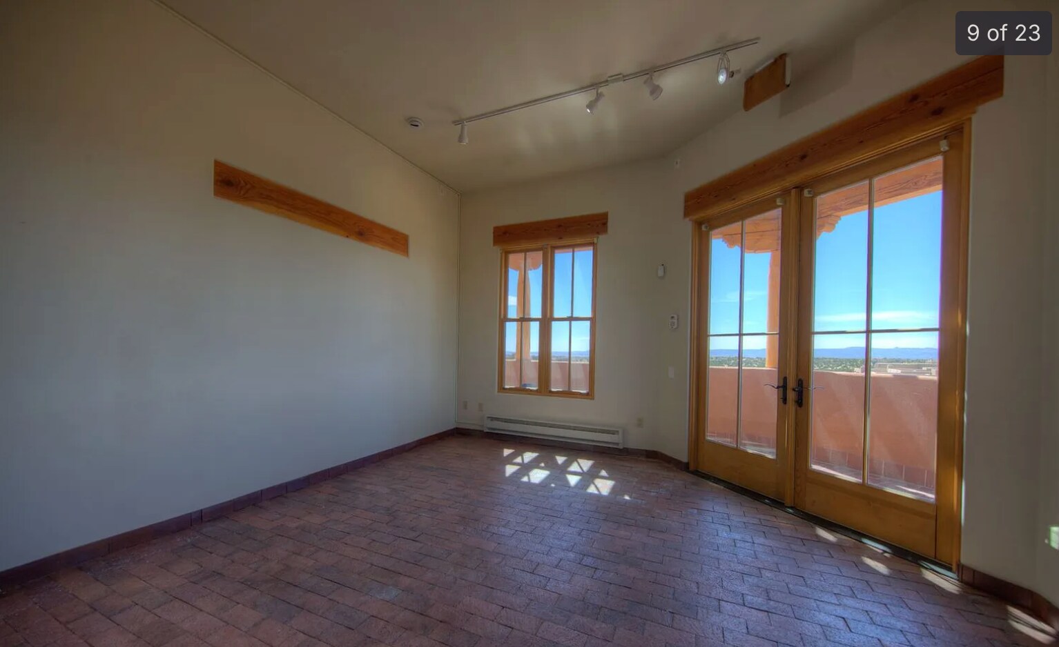 Bedroom/office 2 - 13 Plaza Nueva