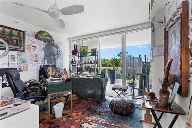 Building Photo - 2127 Brickell Ave
