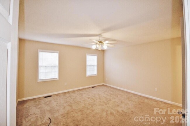 Building Photo - 5139 Silver Tree Trail