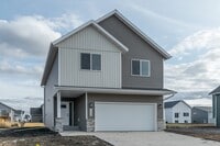 Building Photo - 1129 Jill Dr W