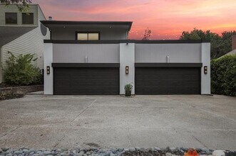 Building Photo - 4919 Bryce Ave