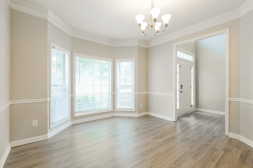 Building Photo - 802 Pinder Point Ct