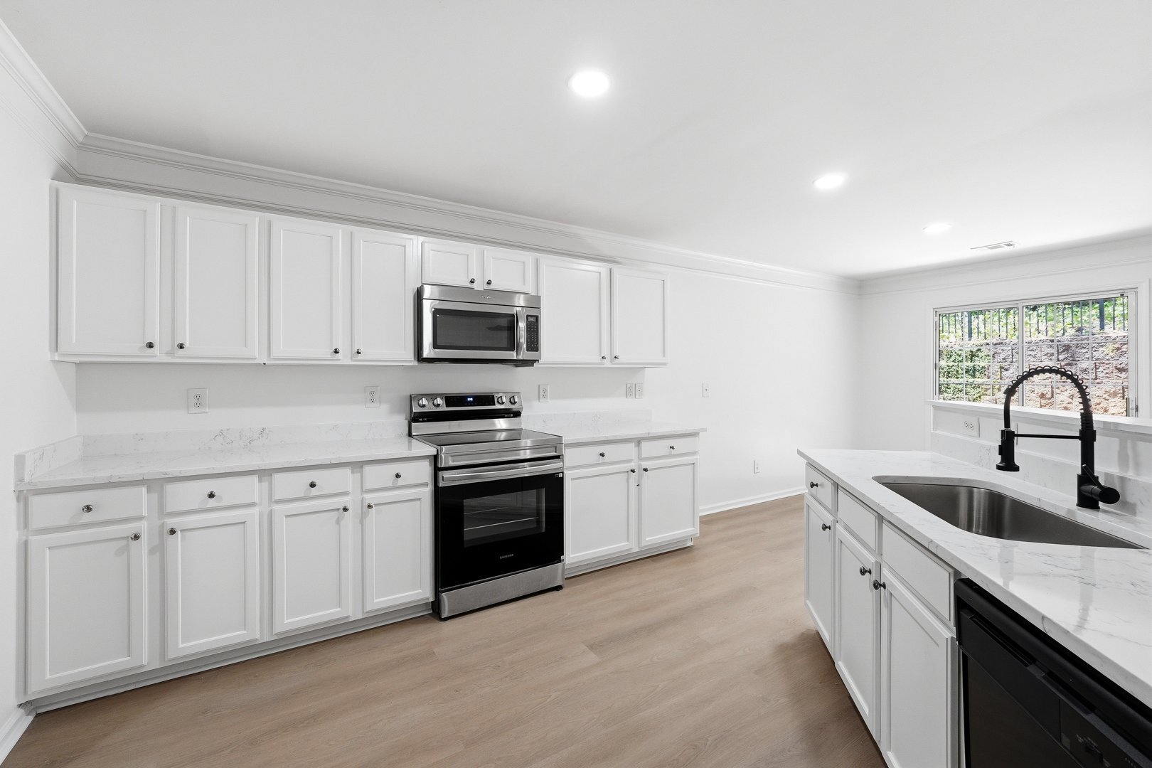 Building Photo - 3050 Centerglen Ln