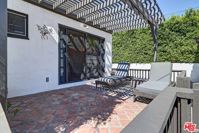 Building Photo - 6630 Colgate Ave