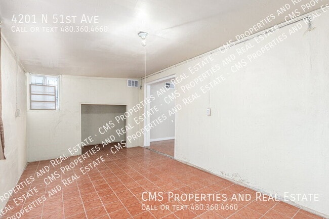 Building Photo - 4201 N 51st Ave